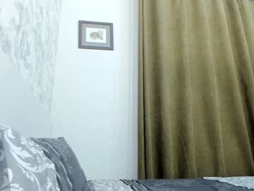 latina cam girl lee_yoona image #151091