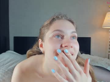 latina cam girl youne_and_beautiful image #3118081