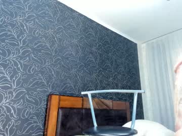 latina cam girl kare_maya image #1851671