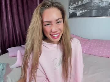latina cam girl _mito_69 image #2252304