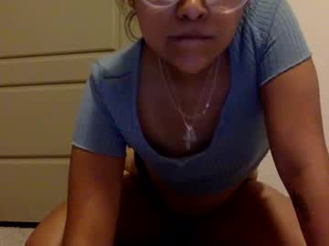 latina cam girl rleah832 image #4653258
