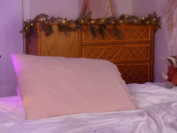 latina cam girl meadowthayer image #2227820
