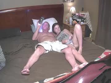 latina cam couple hornymilf915 image #1340184