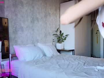 latina cam girl nika_lodge image #3346511