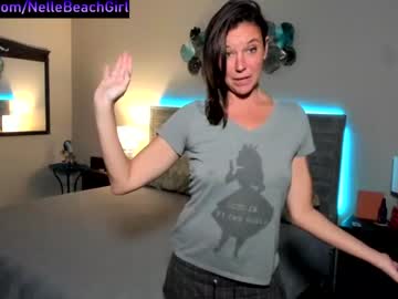 latina cam girl nellebeachgirl image #2401548