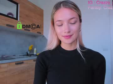 latina cam girl crazzy_cherry image #3360210