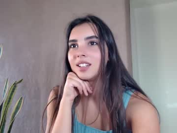 latina cam girl nika_la image #1777244