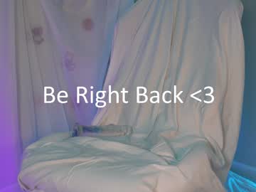latina cam girl maggielovieee image #3464826