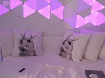 latina cam girl taanni_bc image #3484503