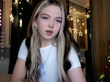 latina cam girl small_blondee image #3956154