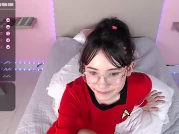 latina cam girl little_effy18 image #368555