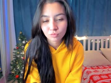 latina cam girl finleycastro image #4011328