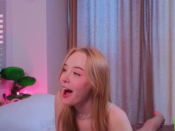 latina cam girl lissa_meooow image #4489565