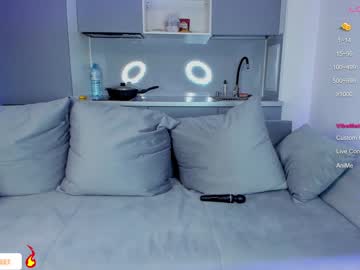 latina cam girl blush_mikki image #3917049