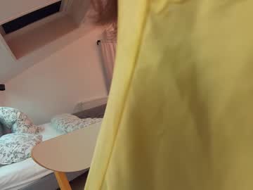 latina cam girl ehotlovea image #3746659