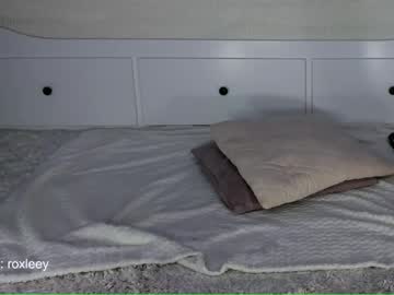 latina cam girl roxy_blue_eyed_ image #1441747