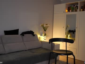 latina cam girl _blackbee_ image #2300261