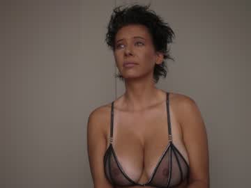 latina cam girl visualedge image #759854