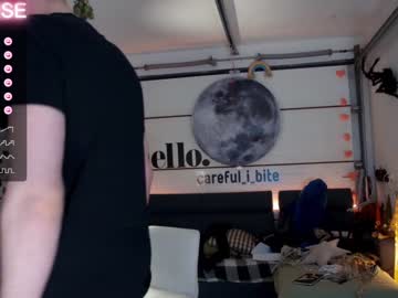 latina cam girl careful_i_bite image #2735923