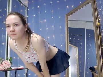 latina cam girl kriskras__ image #2906919
