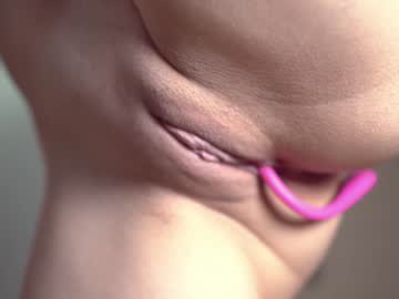 latina cam girl _maybelin_ image #613374