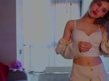latina cam girl angella_kleee image #2655091