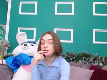 latina cam girl adelewilson__ image #561606
