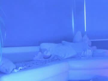 latina cam girl linellali image #1915172