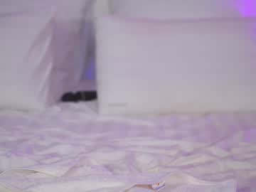 latina cam girl eva_fashionista image #3135754