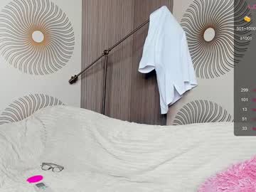 latina cam girl happiness_call image #3452929