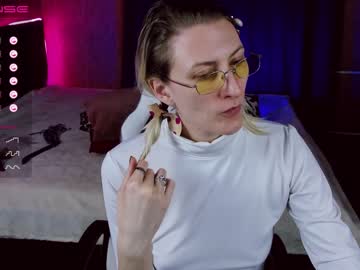 latina cam girl eva__blonde image #2388341