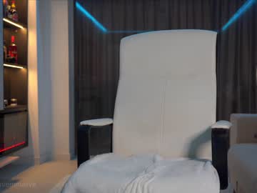 latina cam girl xoxo_emma image #220720