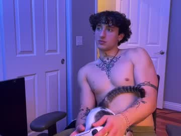 latina cam man dom2gethard image #4344048
