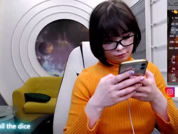 latina cam girl arikajoy image #2679640