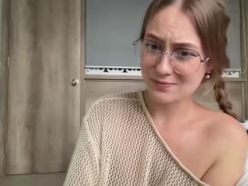 latina cam girl cassiopeiastar_ image #3551322
