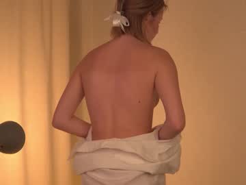 latina cam girl claireprincess image #4137893