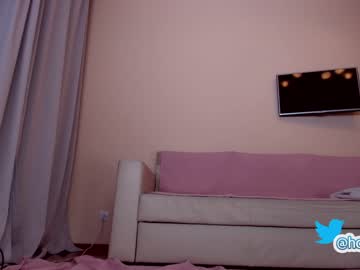 latina cam girl hollyextra image #1935646