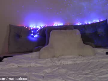 latina cam girl mari_and_jandro image #2377905