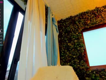 latina cam girl sassyt33n image #2088176