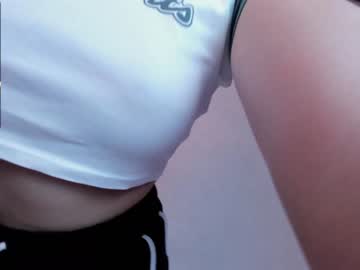 latina cam girl u_needed_me_ image #1539186