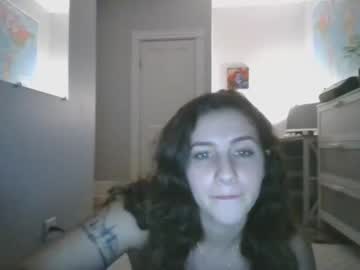 hales_thequeen latina cam