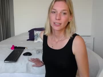 latina cam couple joannadea image #2050142
