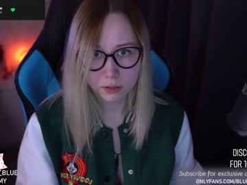 latina cam girl blue_mooncat image #478397