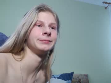 latina cam couple femdomcouple99 image #2503148