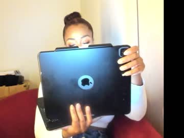 latina cam girl napudi1 image #1590649