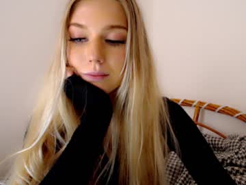 latina cam girl pervyblonde image #1169550