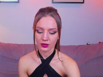 latina cam girl maryhillt image #2394236