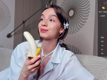 latina cam girl happiness_call image #3453149