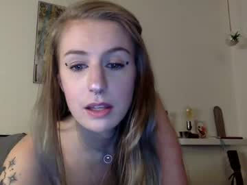 latina cam girl marilynbelle image #542010