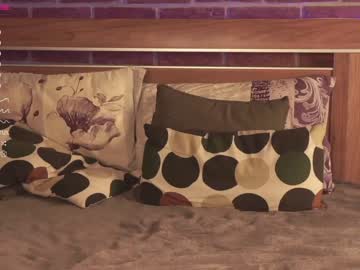 latina cam girl yolandabertha image #2843090